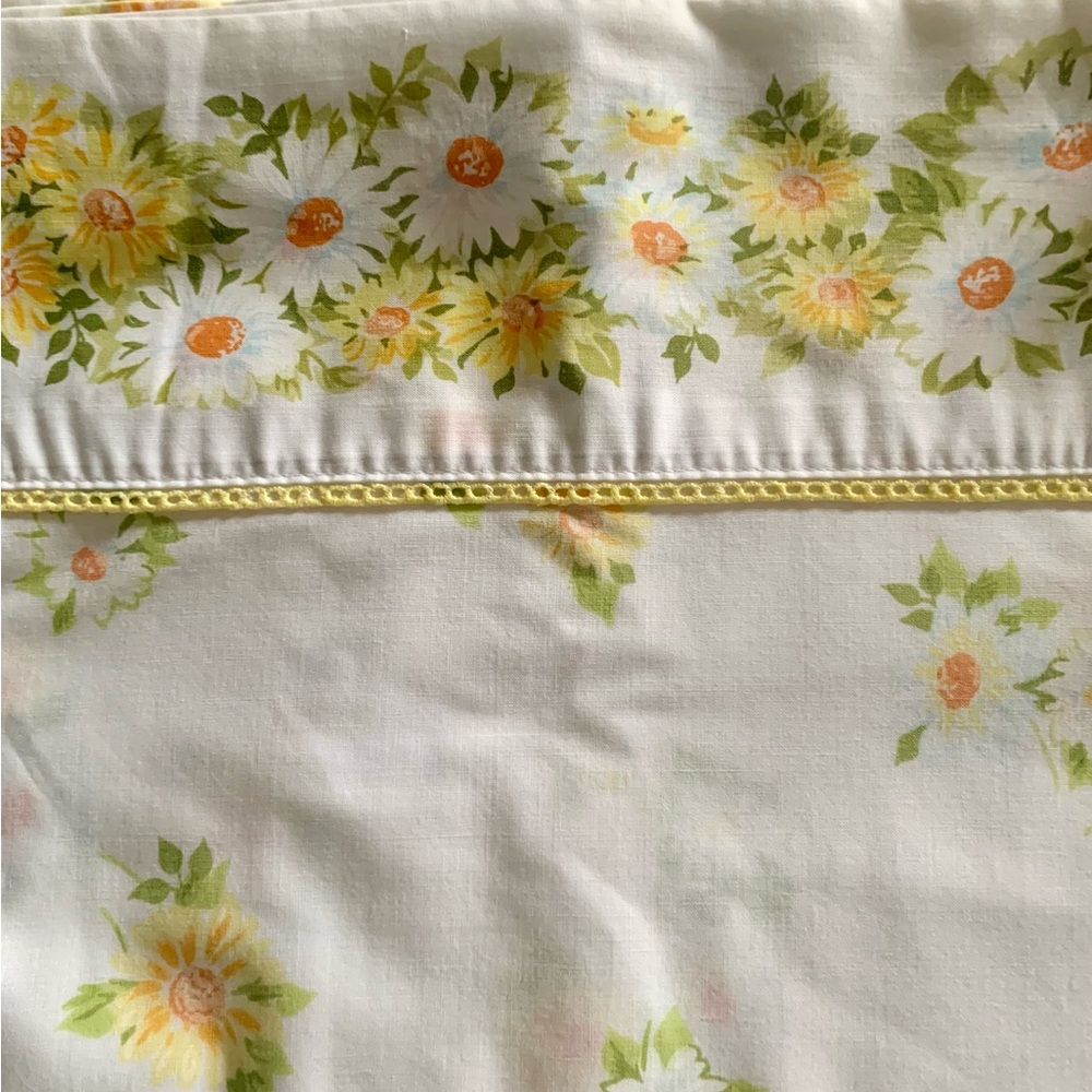 Vintage Double Floral Sheet with Yellow and Green Accents